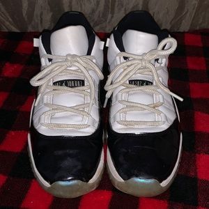 Nike Air Jordan XI 11 Retro Low (READ DESCRIPTION)